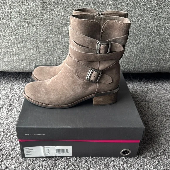 Vince Camuto Brown Ankle Boots Slouchy Design - Picture 4 of 8